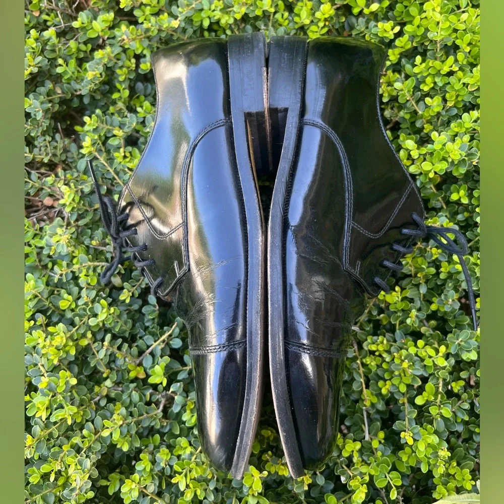 Cole Haan Caldwell Black Leather Cap Toe Oxford 9.5 EE 08330 MSRP $150